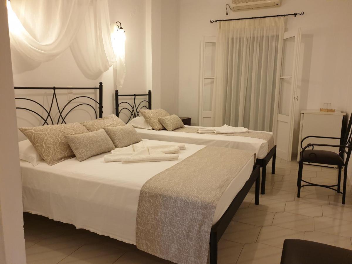 Sifnos Hotel Benaki Platis Gialos  Eksteriør billede