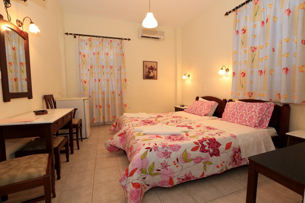 Sifnos Hotel Benaki Platis Gialos  Eksteriør billede