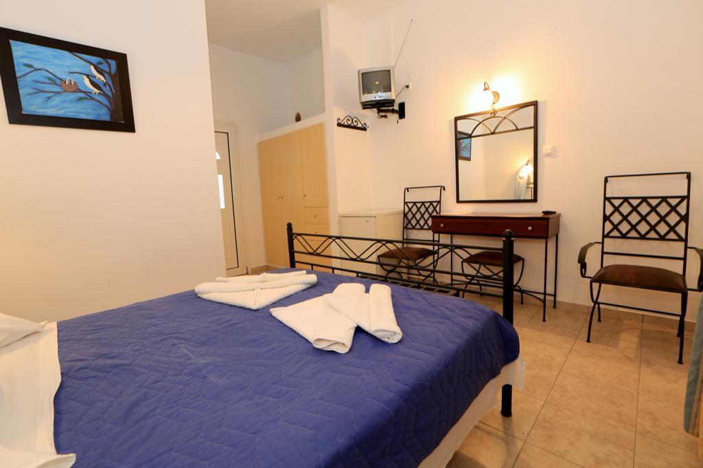 Sifnos Hotel Benaki Platis Gialos  Eksteriør billede