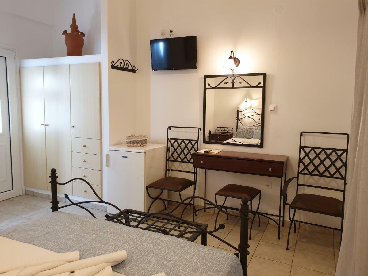 Sifnos Hotel Benaki Platis Gialos  Eksteriør billede